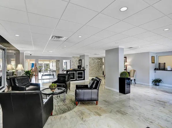 3233 NE 34th Street #214, Fort Lauderdale, FL 33308