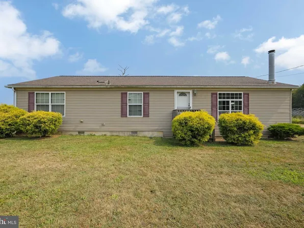 54 Three Bridge Rd, Monroeville, NJ 08343