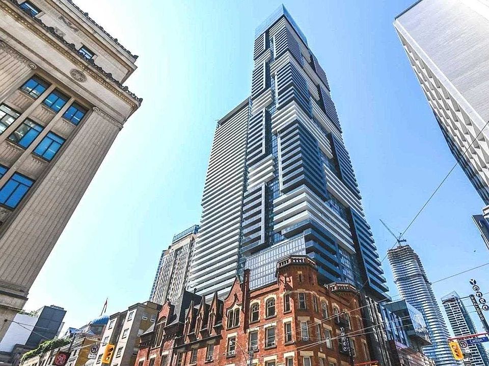 1st image of 7 Grenville St #5301
