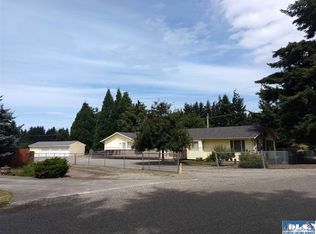 30 Mantle Rd, Sequim, WA 98382