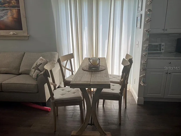 76 Heather Point Ct — Photo 10