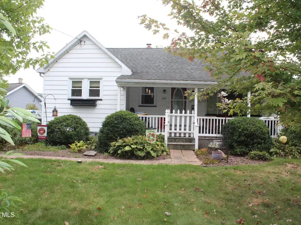 205 Milton Ave, Altoona, PA 16602