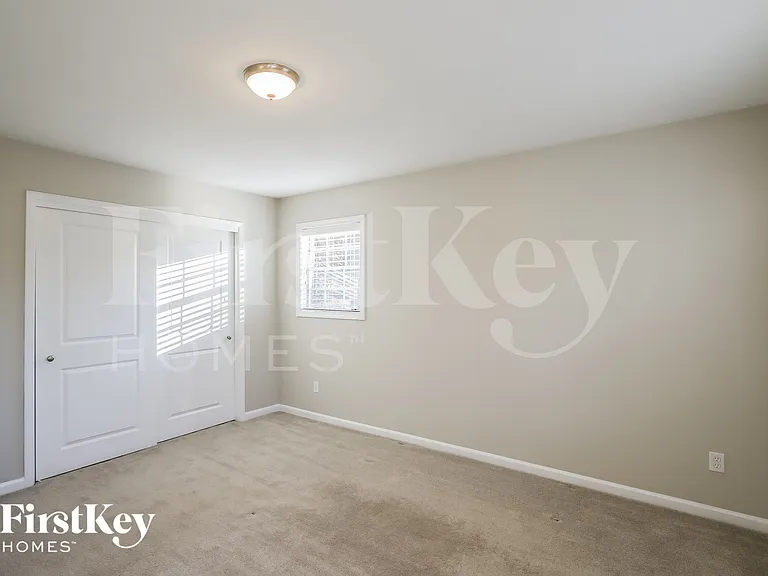 61 Vanya Ln SE — Photo 12