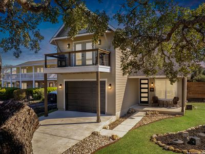 520 DEERWOOD DR, Canyon Lake, TX, 78133