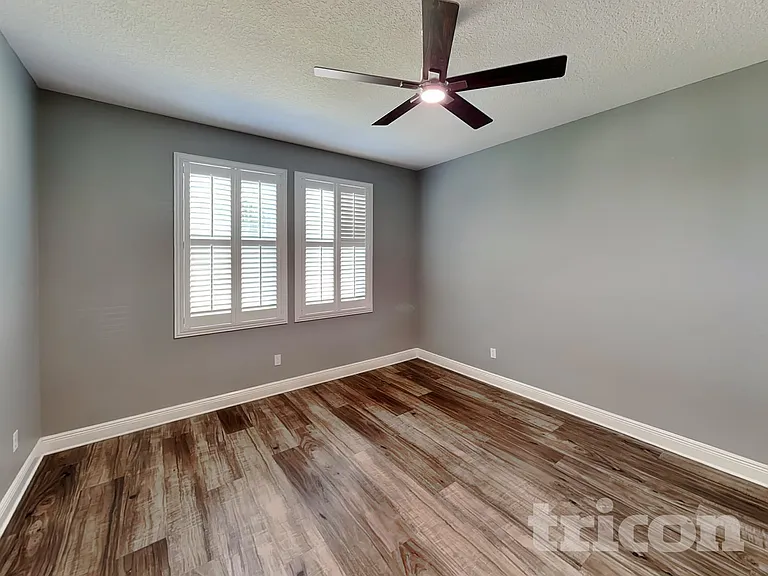 1842 Castleton Dr — Photo 6