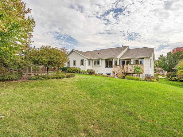6402 Brendan Cir, Mc Farland, WI 53558