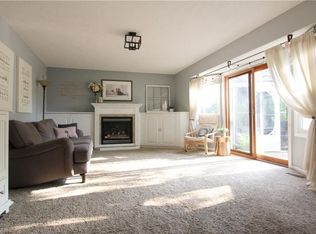 4 Woodruff Gln, Rochester, NY 14624