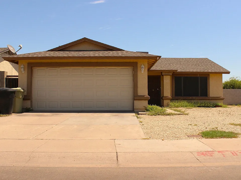 5425 N 74th Dr