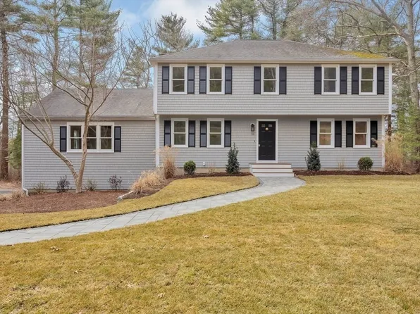 16 Forge Way, Duxbury, MA 02332
