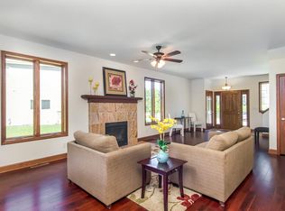 W184N8569 Lawrence Ave, Menomonee Falls, WI 53051