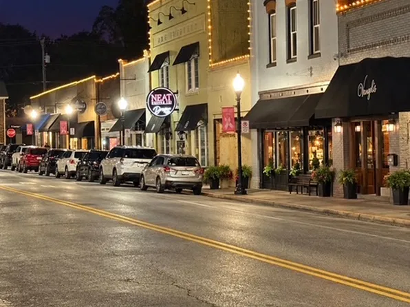403 E Main St #1, Seneca, SC 29678