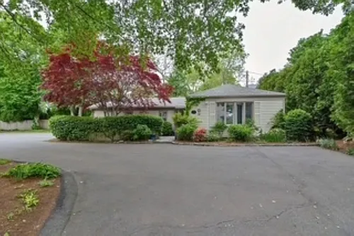 397 Gibbs Ave #B Photo 1
