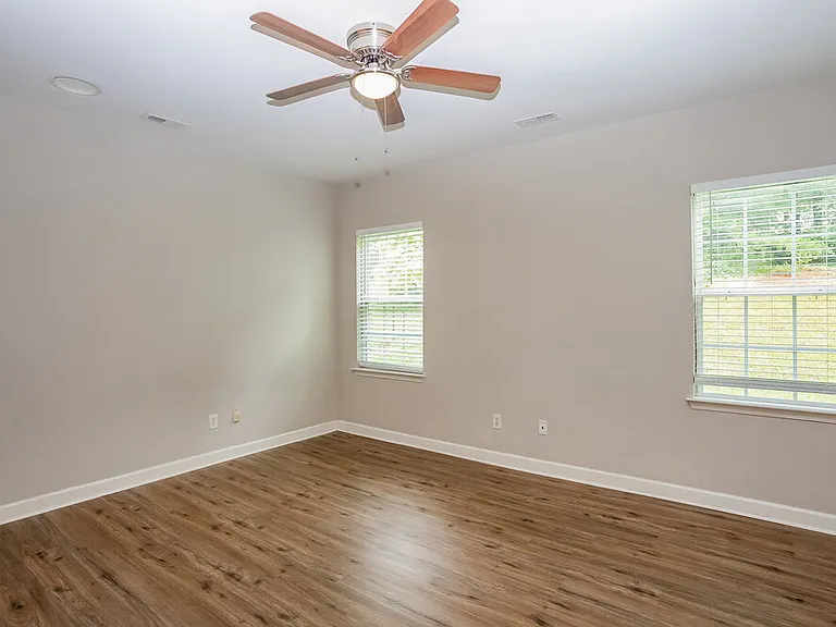 4215 Sebring Ct SW — Photo 9