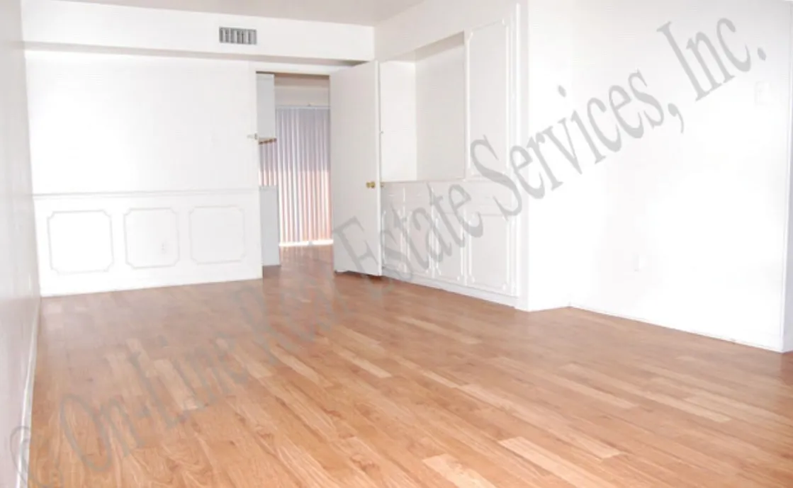 Building Photo - 1634 Barak Ln #A