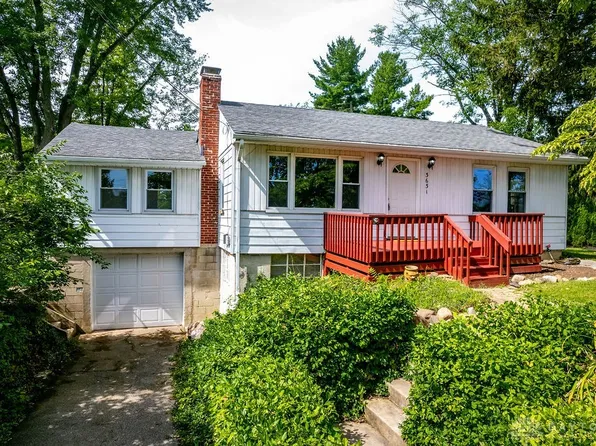 3631 Roselawn Dr, Dayton, OH 45430
