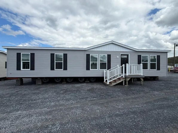 300 Baldwin Hill Road, Fayette, ME 04349