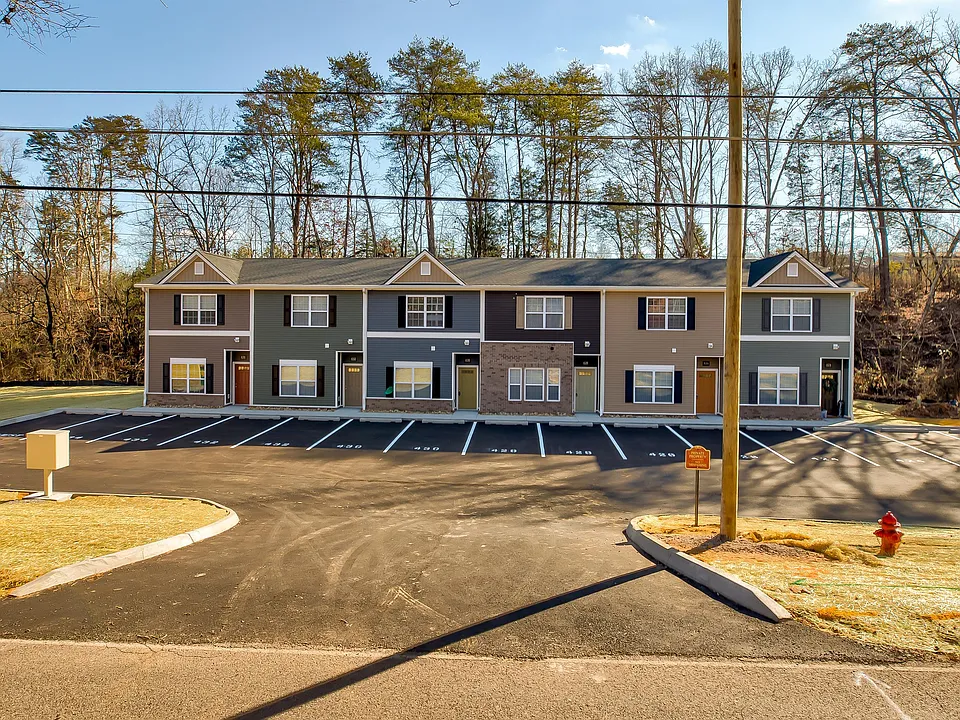 428 E Norton Rd