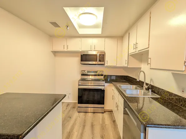 10144 National Blvd #206, Los Angeles, CA 90034