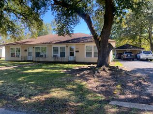 725 S 7th St, Silsbee, TX 77656