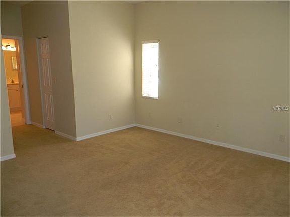 4th image of 1178 Live Oak Cir