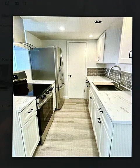 1227 E Townley Ave — Photo 3