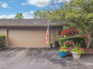 472-3 Overlook Dr, Aurora, OH 44202