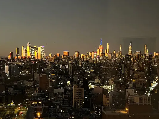 Rented by Gulia Wang, LREB | media 26