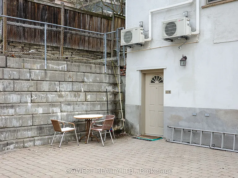 20 Glen Gordon Rd #5 — Photo 28