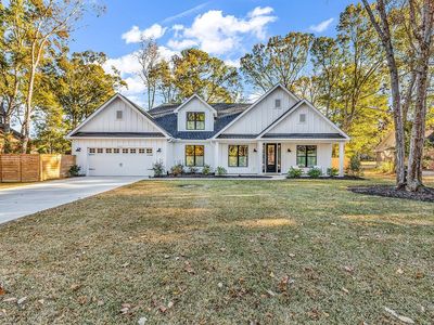 1521 Hawthorn Dr., Pawleys Island, SC, 29585