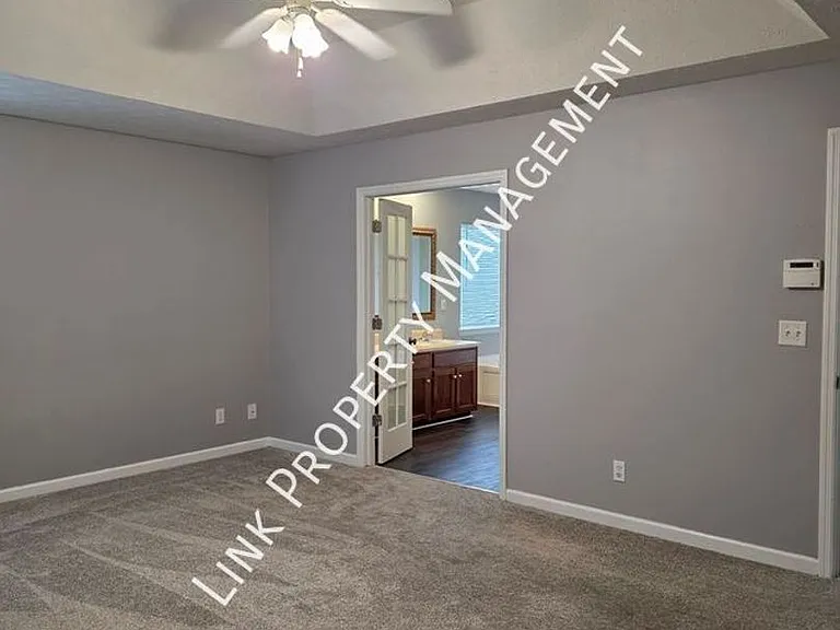 6383 Rim Crest Ln — Photo 21