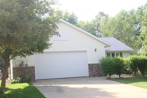 2nd image of 203 Cherry Ln