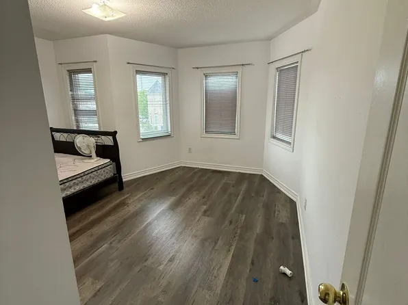 38 Glacier Cres, Toronto, ON M1X 2A8