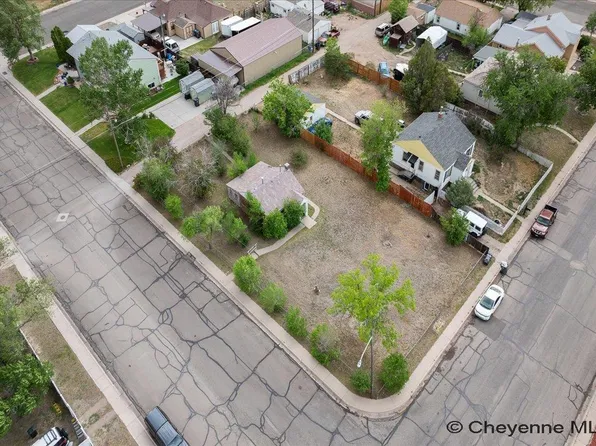 2521 E 10th St, Cheyenne, WY 82001