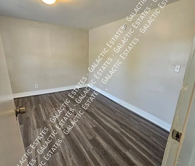 65 Pine St #3 — Photo 4