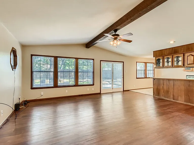 3210 Nantucket Dr — Photo 5