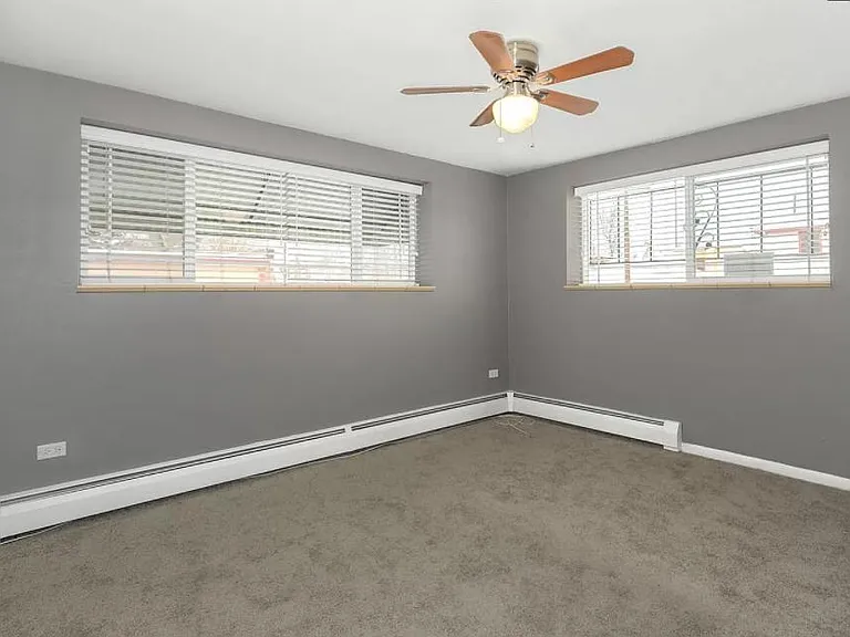 909 S Pearl St — Photo 11