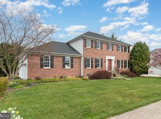 3810 Dorset Dr, Mechanicsburg, PA 17050