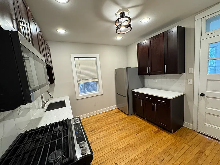 1444 Maple Ave #1A — Photo 10