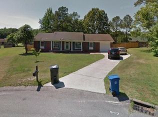 2375 Riverchase Pl, Fayetteville, NC 28306