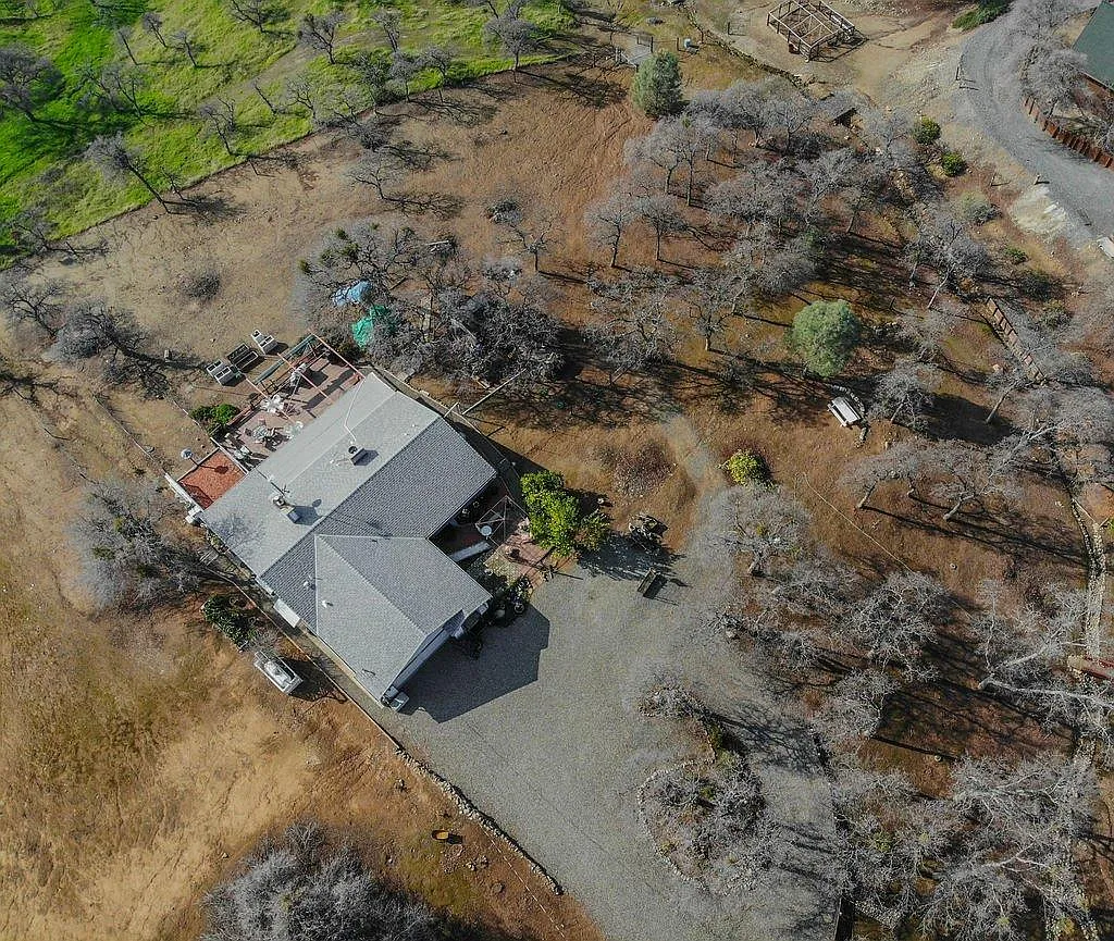 4440 Arbolada Dr photo 1