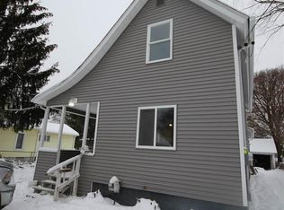 624 Loomis St, Jackson, MI 49202