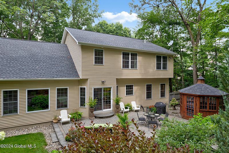 5th image of 25 Seymour Drive