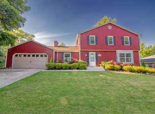 1726 Falls Rd, Grafton, WI 53024