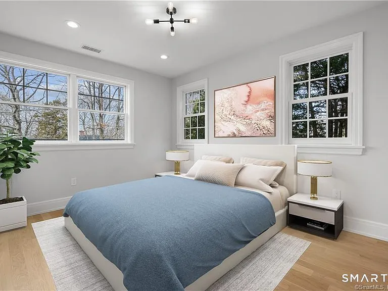 5 Shaw Ave — Photo 27