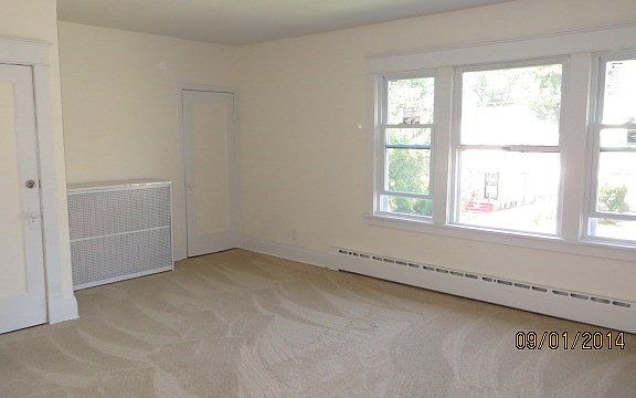 3rd image of 217 Easton Ave