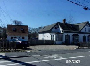 365 Main St, Dennis Port, MA 02639