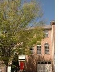 4007 Rosemeade Dr, Fairfax, VA 22033