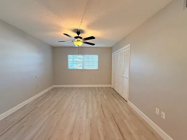7351 West Country Club Drive North - 1 — Photo 4