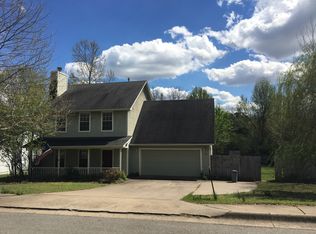 1345 E Cardinal Dr, Fayetteville, AR 72703