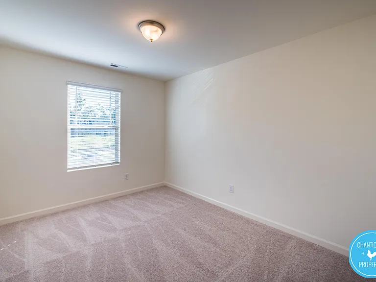 8 Rochambeau Ct #1 — Photo 15